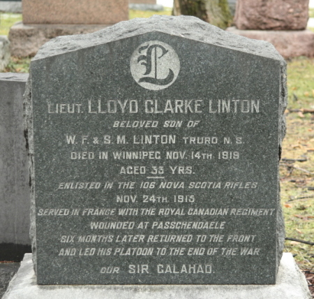 CWGC headstone for Lieut. Lloyd Linton