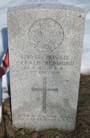 CWGC headstone for Pte Gerald Redmond