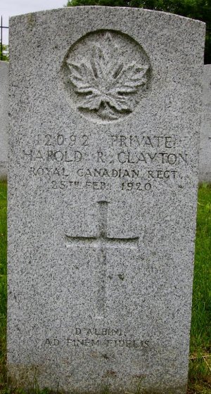 CWGC headstone for Pte Harold Clayton
