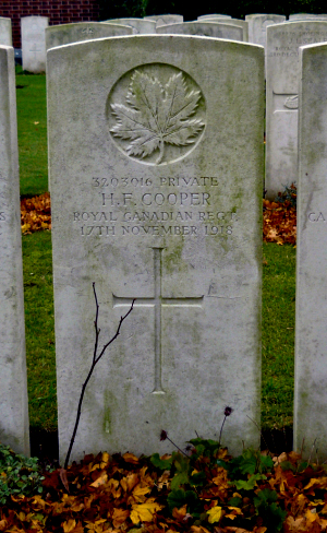 CWGC headstone for Pte Harry Cooper