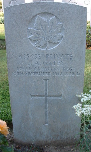 CWGC headstone for Pte John Gates