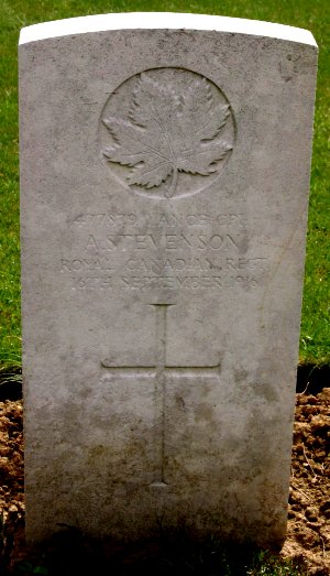 CWGC headstone for L/Cpl Armiger Stevenson.