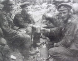 Soldiers of The RCR serving with the 7th Trench Mortar Battery.